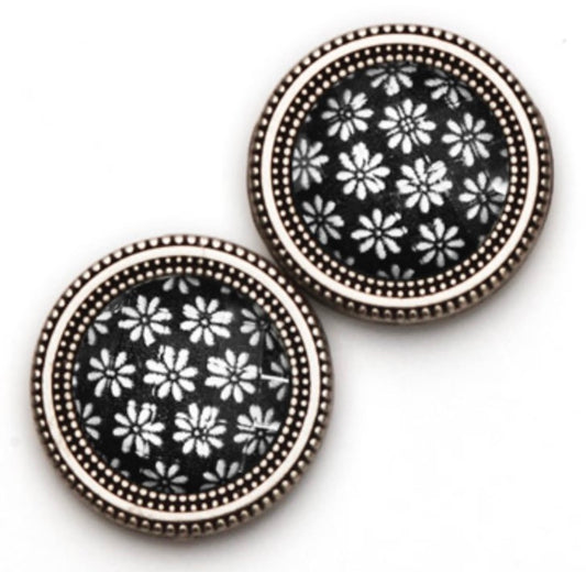 Daisy Print Magnet Button Set